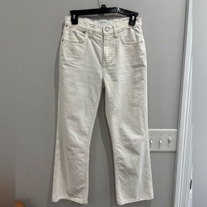 Women’s cream jeans 
Size 25
